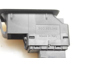 Volkswagen Golf VII (2012–2026) Fensterheberschalter vorne 5G0868345 - 4