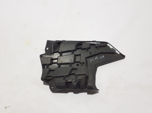 Other front bumper part - 83A807095B