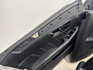 Mercedes Benz E-Class W212 (2009–2015) Salons un tā detaļas - 4