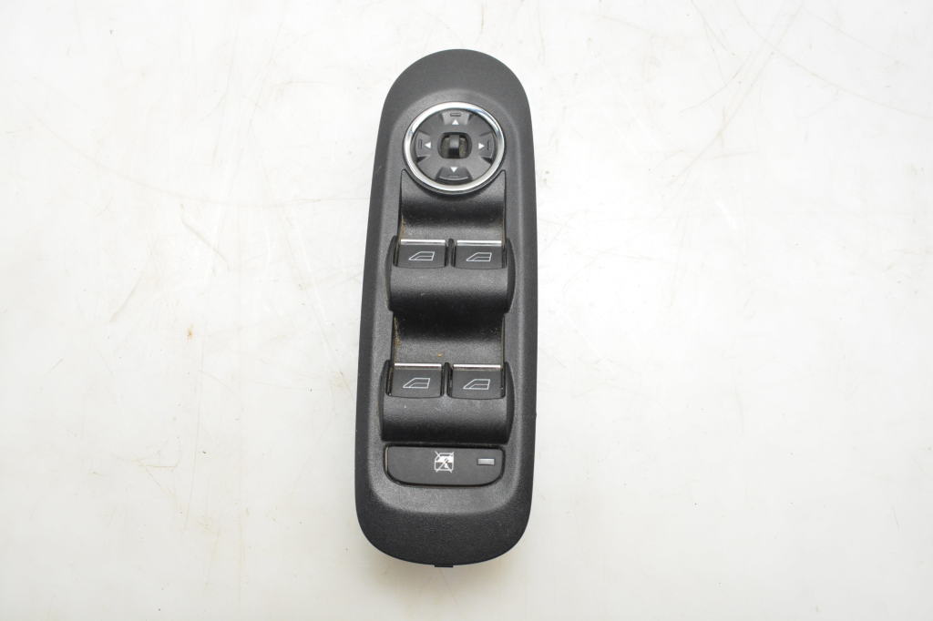 Ford S-MAX (2006–2015) Fensterheberschalter vorne 7S7T14A132AB Ford S-MAX (2006–2015) Fensterheberschalter vorne 7S7T14A132AB