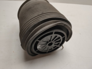 Mercedes Benz E-Class W212 (2009–2015) Aizmugurējā tilta gaisa piekares spilvens A2123204425 - 2