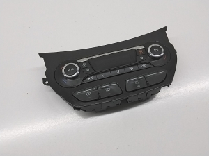 Ford Kuga (2012–2019) Heater control panel DV4T18C612AE - 5