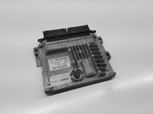 Ford Kuga (2012–2019) Engine control unit DS7112B684XB - 3