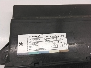 Ford Kuga (2012–2019) Mugavusmoodul AV6N19G481AM - 4