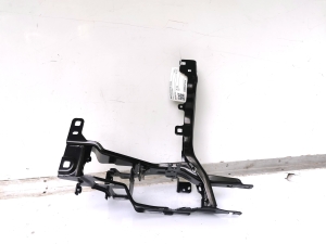 BMW X5 G05 (2018–2026) Scheinwerferhalter 51647421710 - 3