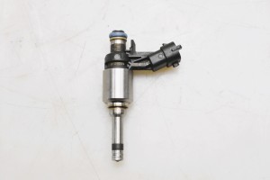 Injektor Einspritzdüse - 353102B110