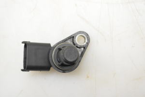 Kia Sportage (2010–2016) Crankshaft position sensor 393502B030 - 5