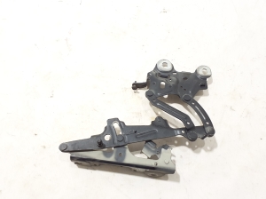Hood hinge - 7329442
