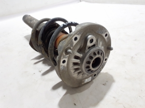BMW X1 F48 (2015–2022) Eesmine amortisaator 6861691 - 2