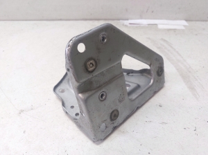 AUDI A6 C6 (2004–2011) Front fender bracket 4F0821136A - 5
