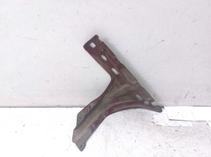 Volkswagen Caddy III (2004–2015) Front fender bracket 1T0821136 - 3