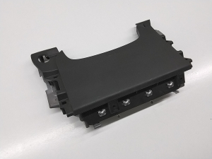 Mitsubishi Outlander (2012–2021) Põlveturvapadi 7030A31753 - 4