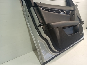Mercedes Benz C-Class 204 (2007–2014) Priekšējās durvis un to detaļas - 4