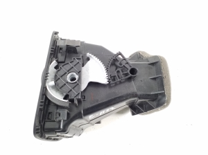 Volkswagen Golf VI (2008–2013) Dashboard air vent grilles 5K0819710D - 2