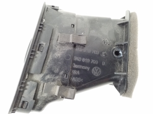 Volkswagen Golf VI (2008–2013) Dashboard air vent grilles 5K0819703K - 2