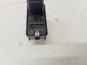 Citroen Berlingo (2008–2018) Fensterheberschalter vorne 9666955077 - 2