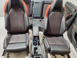 AUDI RS Q3 F3 (2019–2026) Salons un tā detaļas - 15