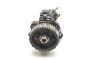Opel Insignia (2008–2017) Pompe à carburant 55571005 - 5