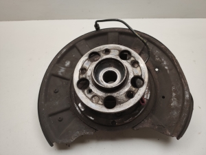 Mercedes Benz E-Class W212 (2009–2015) Tagumine rumm A2043500841 - 3