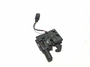 AUDI RS Q3 F3 (2019–2026) Hood latch 83A823509 - 2