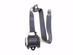  Front seat belt  - 7000B672X 