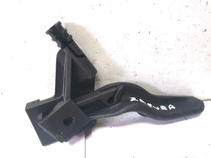 Opel Zafira B (2005–2014) Hood release handle (interior) 218186591 - 5
