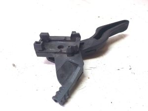Opel Astra H (2004–2010) Hood release handle (interior) 218186591 - 3