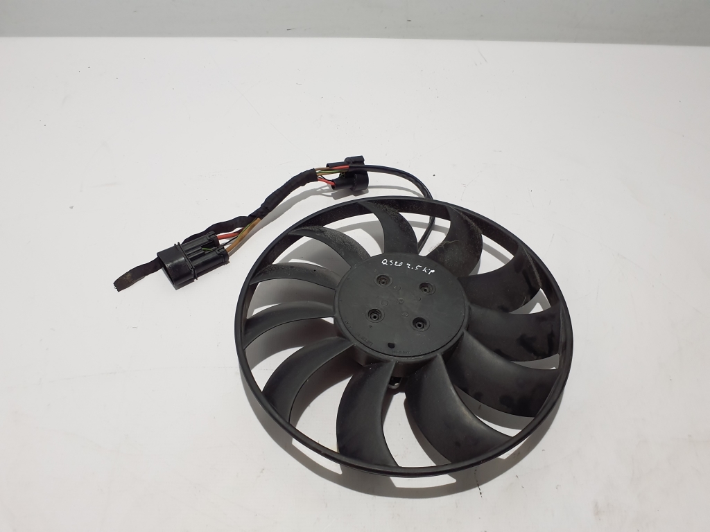 AUDI RS Q3 F3 (2019–2026) Kühlerlüftermotor 3Q0959455B AUDI RS Q3 F3 (2019–2026) Kühlerlüftermotor 3Q0959455B