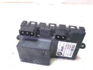 BMW 5 SERIES E60 (2003–2010) Gebläsewiderstand 67326988425 - 3