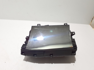 Esiklaasinäidik (HUD) - 