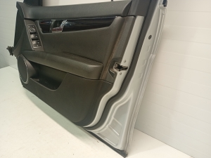 Mercedes Benz C-Class 204 (2007–2014) Esiuksed ja nende osad - 3
