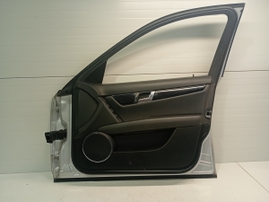Mercedes Benz C-Class 204 (2007–2014) Esiuksed ja nende osad - 4