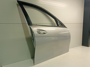 Mercedes Benz C-Class 204 (2007–2014) Esiuksed ja nende osad - 6