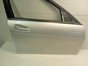 Mercedes Benz C-Class 204 (2007–2014) Esiuksed ja nende osad - 8