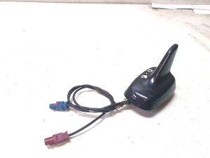 AUDI A8 D3 (2002–2010) Antenn 4E0035503R - 4