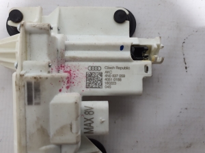 AUDI Q8 (2018–2026) Rear side door soft-close actuator 4N0837059 - 3
