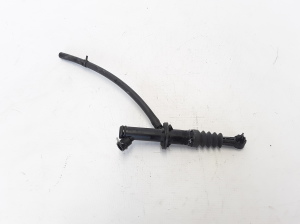 RENAULT Fluence (2009–2017) Siduri peasilinder 306101808R - 3