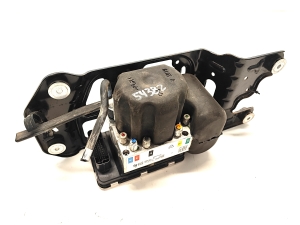 Air suspension compressor - 6896476