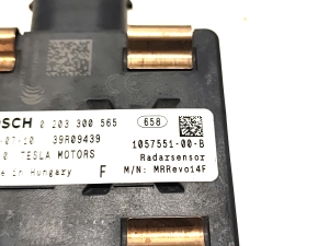 Tesla Model S S (2012–2026) Totwinkel-Radar Distronic 1057551-00-B - 2