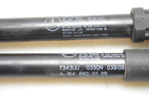 Mercedes Benz ML-Class 164 (2005–2011) Hood prop/gas strut A1648800129 - 2