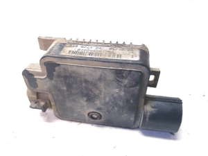 Ford Mondeo IV (2007–2015) Dzesēšanas ventilatora relejs 940002904 - 6