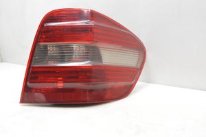 Mercedes Benz ML-Class 164 (2005–2011) Eckleuchte hinten A1648202064 - 3