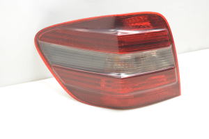 Mercedes Benz ML-Class 164 (2005–2011) Eckleuchte hinten A1648202164 - 4