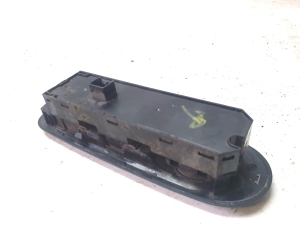 Ford Mondeo IV (2007–2015) Fensterheberschalter vorne 7S7T14A132BC - 4