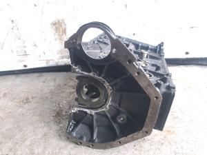 Mercedes Benz C-Class 204 (2007–2014) Mootoriplokk R6460110201 - 2