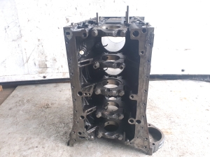 Mercedes Benz C-Class 204 (2007–2014) Mootoriplokk R6460110201 - 5