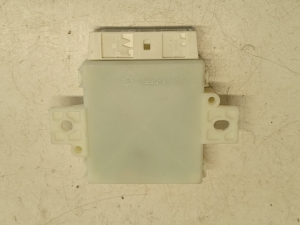 Mercedes Benz C-Class 204 (2007–2014) Parking system control unit A2049009201 - 3