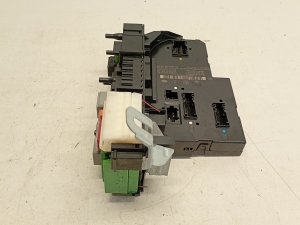 Mercedes Benz C-Class 204 (2007–2014) Control unit 2049006301 - 2