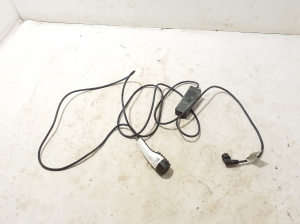   Battery charging cable  - 91686GI030KA 