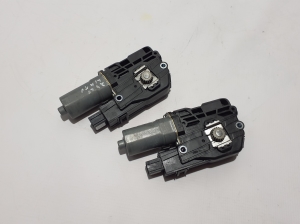 AUDI RS Q3 F3 (2019–2026) Schiebedachmotor 5TA877795 - 3